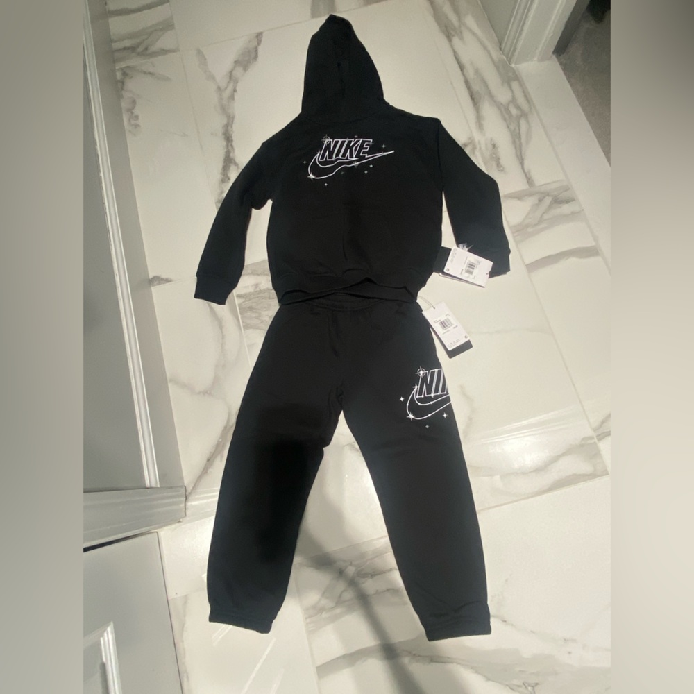 Nike kids  Black sweat Pants & Sweatshirt Set